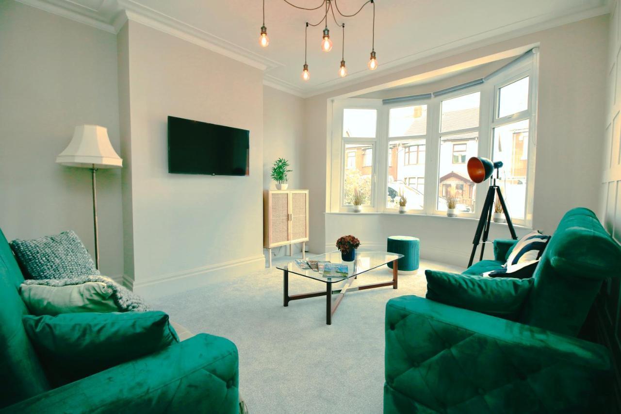 Xxhot Tubxx 4Bed Semi, Sleeps 8, 2 Bathrooms ブラックプール エクステリア 写真