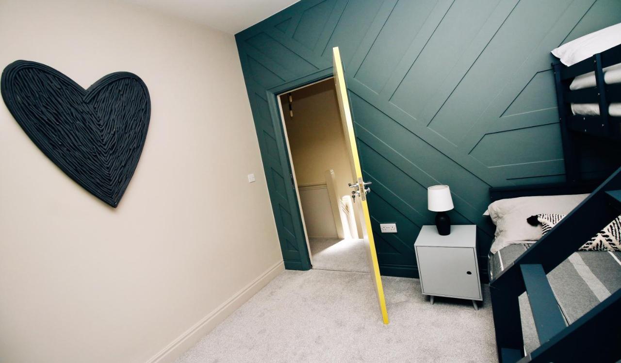 Xxhot Tubxx 4Bed Semi, Sleeps 8, 2 Bathrooms ブラックプール エクステリア 写真